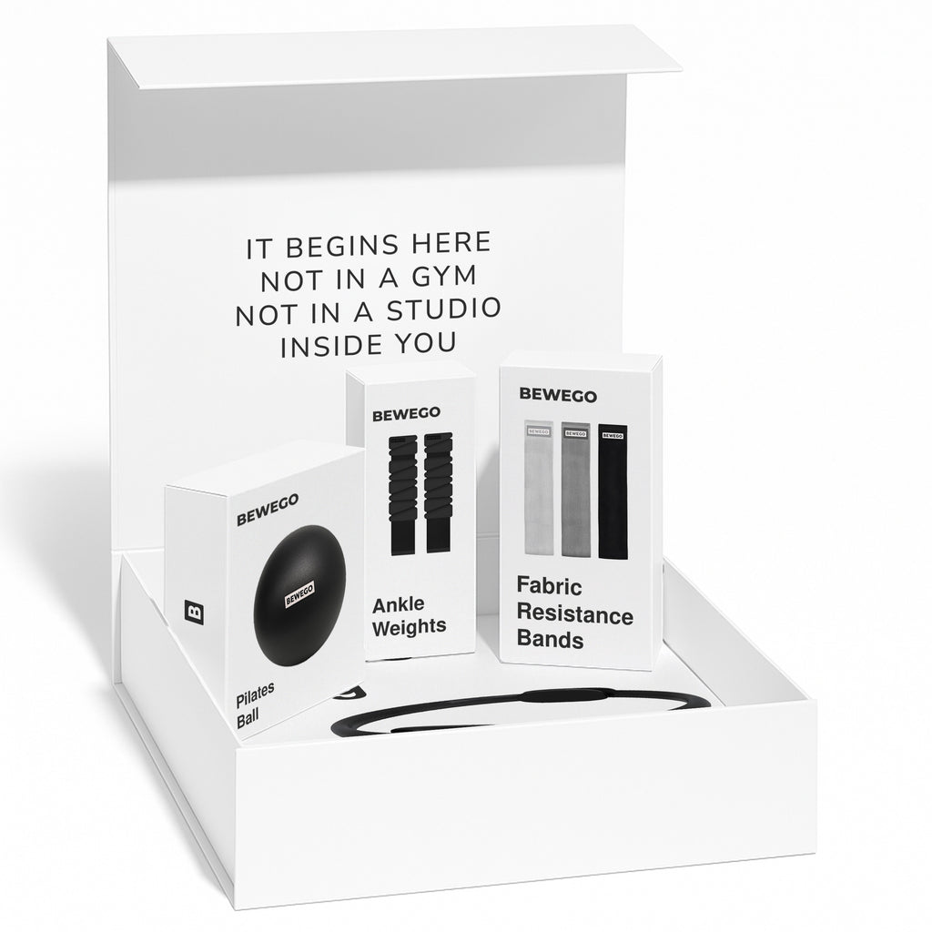 BEWEGO 5-in-1 Premium Pilates Set Für Zuhause Mit Pilates Ring, Soft-Ball, Widerstandsbändern & Gewichten - Elegantes Geschenk Für Frauen, Die Ästhetik & Qualität Schätzen